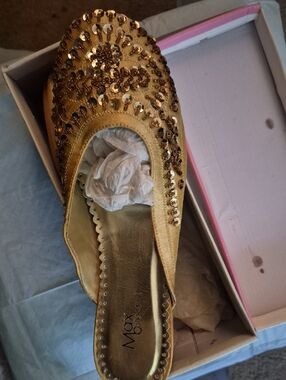 Max Collection Gold Embellished Women's Flat